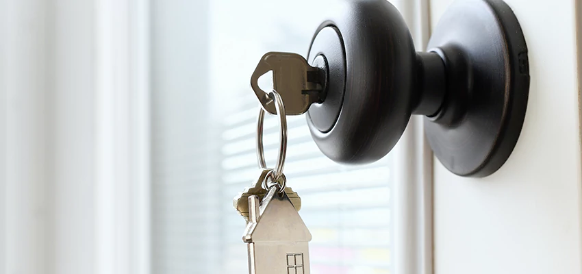 Bifold Door Knob Replacement in Orland, California