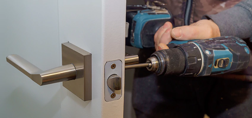 Broken Door Handle Lock Repair in Orland, California