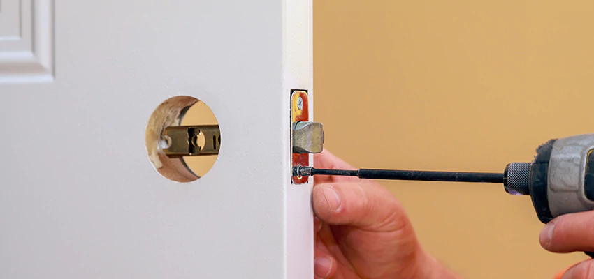 Stuck Door Knobs Repair in Orland, CA