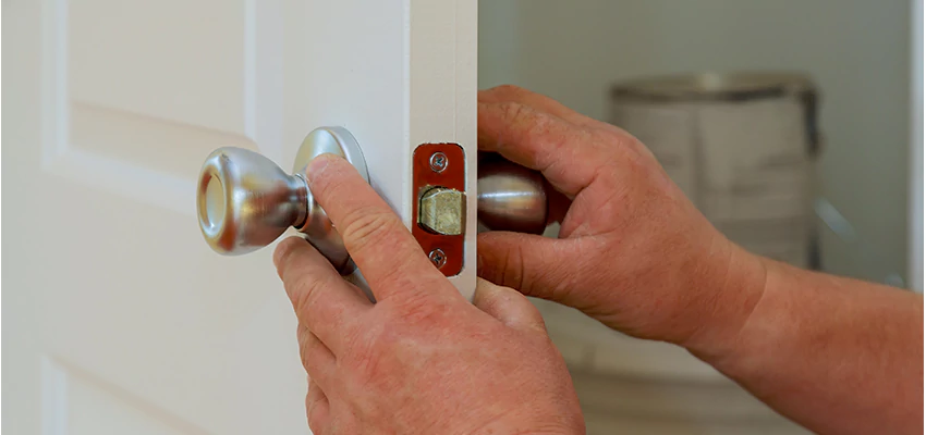 AAA Locksmiths For lock Replacement in Orland, California